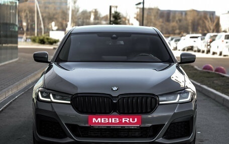 BMW 5 серия, 2021 год, 4 499 000 рублей, 3 фотография