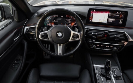 BMW 5 серия, 2021 год, 4 499 000 рублей, 11 фотография