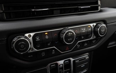 Jeep Wrangler, 2025 год, 8 320 000 рублей, 14 фотография