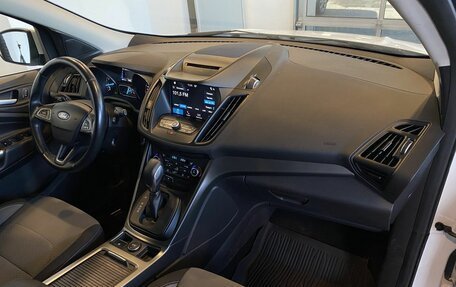 Ford Kuga III, 2017 год, 2 040 000 рублей, 12 фотография