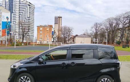 Toyota Sienta II, 2019 год, 1 330 000 рублей, 2 фотография