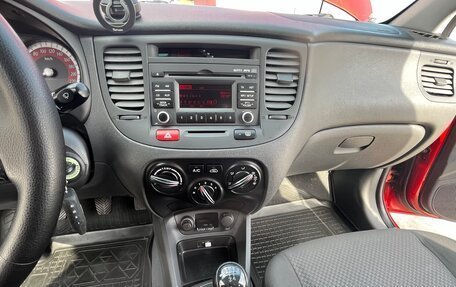 KIA Rio II, 2010 год, 450 000 рублей, 28 фотография