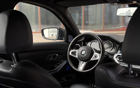 BMW 3 серия, 2019 год, 3 300 000 рублей, 12 фотография