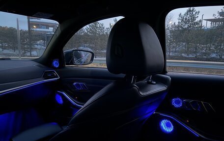 BMW 3 серия, 2019 год, 3 300 000 рублей, 23 фотография