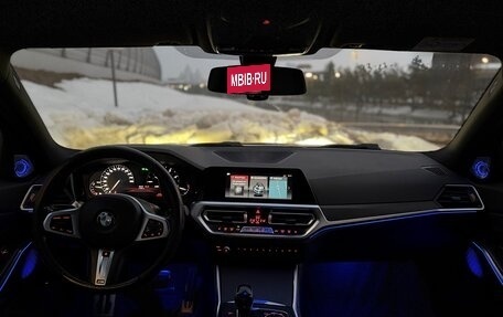 BMW 3 серия, 2019 год, 3 300 000 рублей, 22 фотография