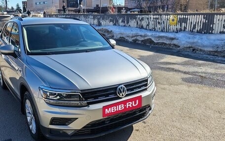 Volkswagen Tiguan II, 2019 год, 2 440 000 рублей, 3 фотография