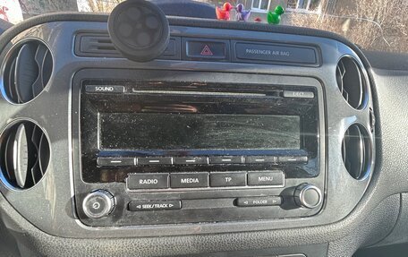 Volkswagen Tiguan I, 2014 год, 999 999 рублей, 14 фотография