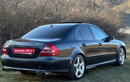 Mercedes-Benz E-Класс, 2005 год, 950 000 рублей, 6 фотография