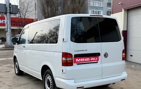 Volkswagen Caravelle T5, 2006 год, 1 290 000 рублей, 6 фотография