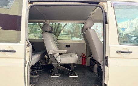 Volkswagen Caravelle T5, 2006 год, 1 290 000 рублей, 19 фотография