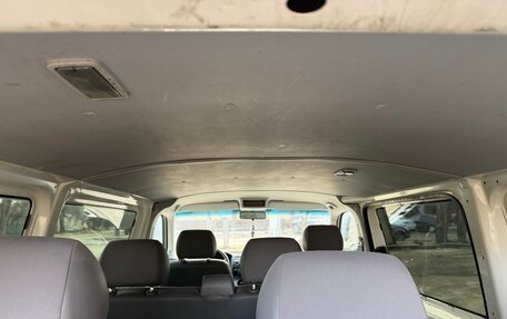 Volkswagen Caravelle T5, 2006 год, 1 290 000 рублей, 26 фотография