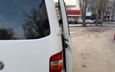 Volkswagen Caravelle T5, 2006 год, 1 290 000 рублей, 27 фотография
