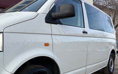 Volkswagen Caravelle T5, 2006 год, 1 290 000 рублей, 31 фотография