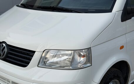 Volkswagen Caravelle T5, 2006 год, 1 290 000 рублей, 32 фотография