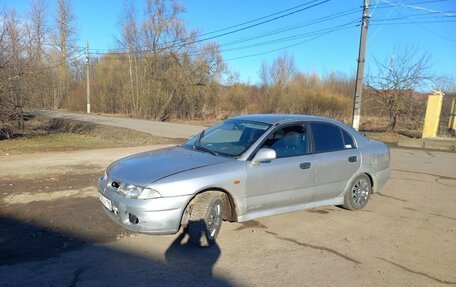 Mitsubishi Carisma I, 1995 год, 124 999 рублей, 3 фотография