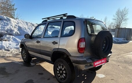 Chevrolet Niva I рестайлинг, 2009 год, 327 000 рублей, 3 фотография