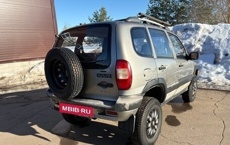 Chevrolet Niva I рестайлинг, 2009 год, 327 000 рублей, 5 фотография