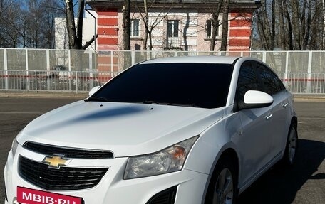 Chevrolet Cruze II, 2013 год, 495 000 рублей, 2 фотография