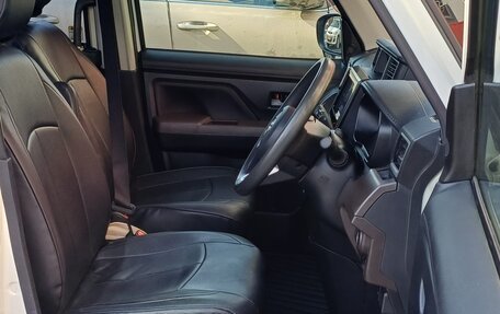 Toyota Roomy I, 2021 год, 1 350 000 рублей, 5 фотография