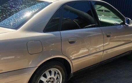 Audi A4, 2001 год, 370 000 рублей, 2 фотография