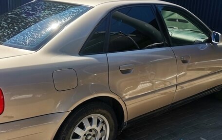 Audi A4, 2001 год, 370 000 рублей, 6 фотография