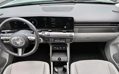 Hyundai Kona, 2023 год, 1 900 010 рублей, 7 фотография