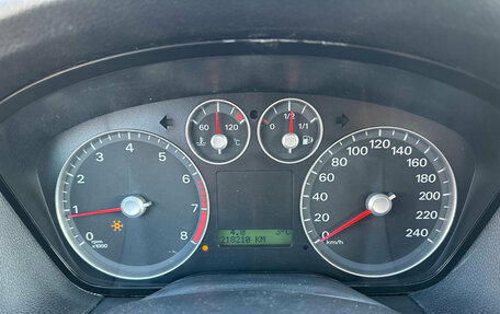 Ford Focus II рестайлинг, 2005 год, 570 000 рублей, 10 фотография