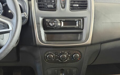 Renault Logan II, 2022 год, 820 000 рублей, 10 фотография