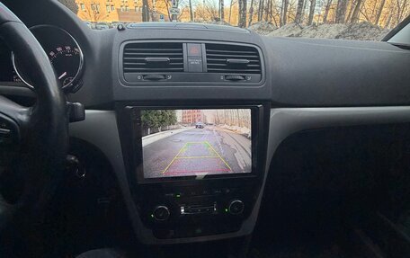 Skoda Yeti I рестайлинг, 2013 год, 1 020 000 рублей, 13 фотография