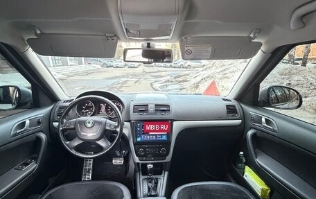 Skoda Yeti I рестайлинг, 2013 год, 1 020 000 рублей, 12 фотография