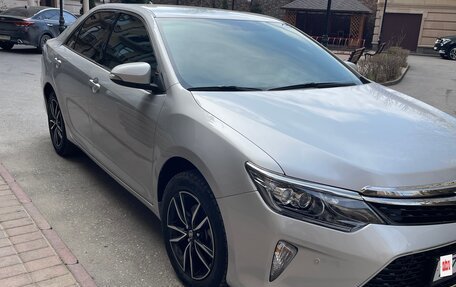 Toyota Camry, 2016 год, 2 100 000 рублей, 3 фотография