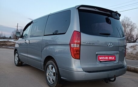 Hyundai Grand Starex Grand Starex I рестайлинг 2, 2016 год, 2 745 000 рублей, 4 фотография