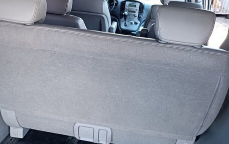 Hyundai Grand Starex Grand Starex I рестайлинг 2, 2016 год, 2 745 000 рублей, 13 фотография