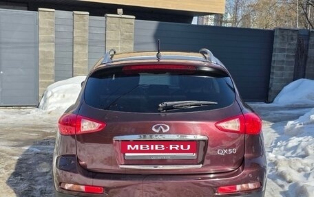 Infiniti QX50 I рестайлинг, 2013 год, 1 550 000 рублей, 8 фотография