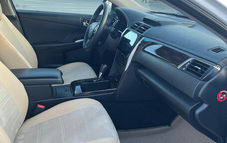 Toyota Camry, 2015 год, 1 950 000 рублей, 9 фотография