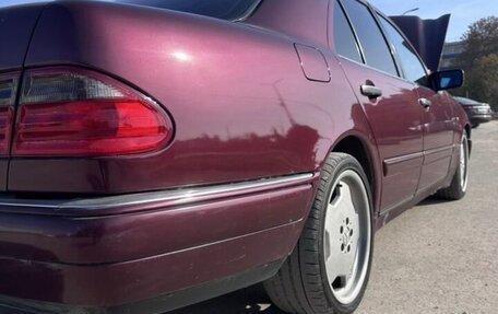 Mercedes-Benz E-Класс, 1996 год, 450 000 рублей, 8 фотография