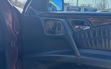 Mercedes-Benz E-Класс, 1996 год, 450 000 рублей, 17 фотография