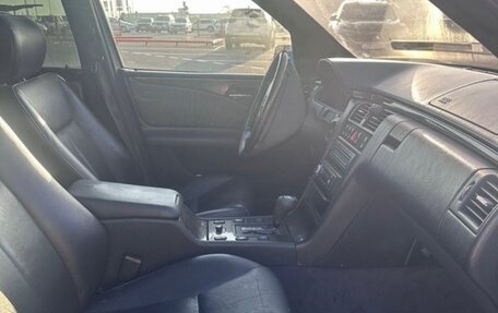 Mercedes-Benz E-Класс, 1996 год, 450 000 рублей, 19 фотография