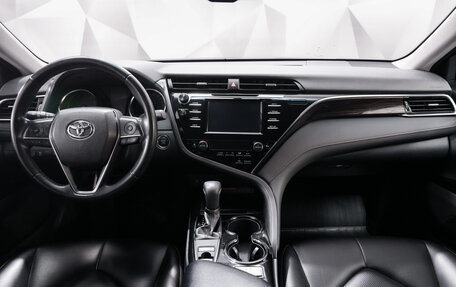 Toyota Camry, 2019 год, 2 799 000 рублей, 6 фотография