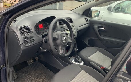 Volkswagen Polo VI (EU Market), 2012 год, 675 000 рублей, 2 фотография