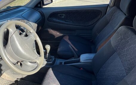 Mitsubishi Colt VI рестайлинг, 1998 год, 140 000 рублей, 10 фотография