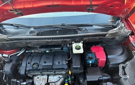 Peugeot Partner II рестайлинг 2, 2010 год, 605 000 рублей, 11 фотография