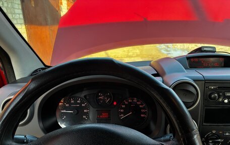 Peugeot Partner II рестайлинг 2, 2010 год, 605 000 рублей, 12 фотография