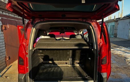 Peugeot Partner II рестайлинг 2, 2010 год, 605 000 рублей, 18 фотография