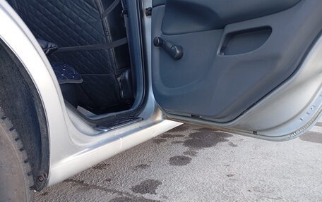 Nissan Almera, 2006 год, 400 000 рублей, 11 фотография