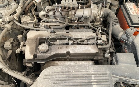 Mazda 323, 1999 год, 260 000 рублей, 8 фотография