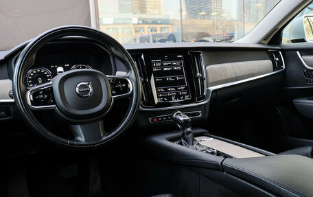 Volvo S90 II рестайлинг, 2021 год, 3 970 000 рублей, 12 фотография