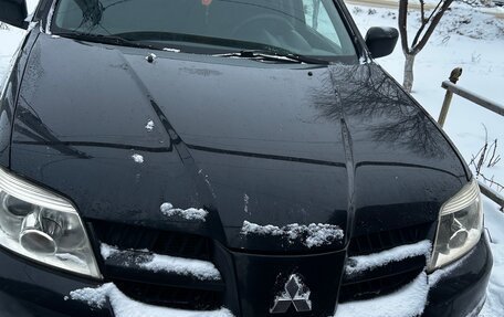 Mitsubishi Outlander III рестайлинг 3, 2007 год, 750 000 рублей, 1 фотография