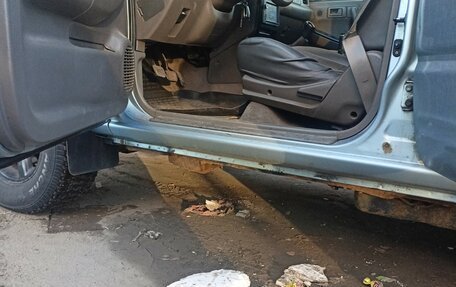 Isuzu Rodeo II, 2003 год, 310 000 рублей, 11 фотография