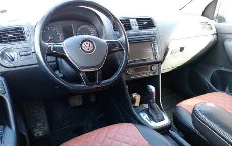 Volkswagen Polo VI (EU Market), 2016 год, 1 000 000 рублей, 15 фотография